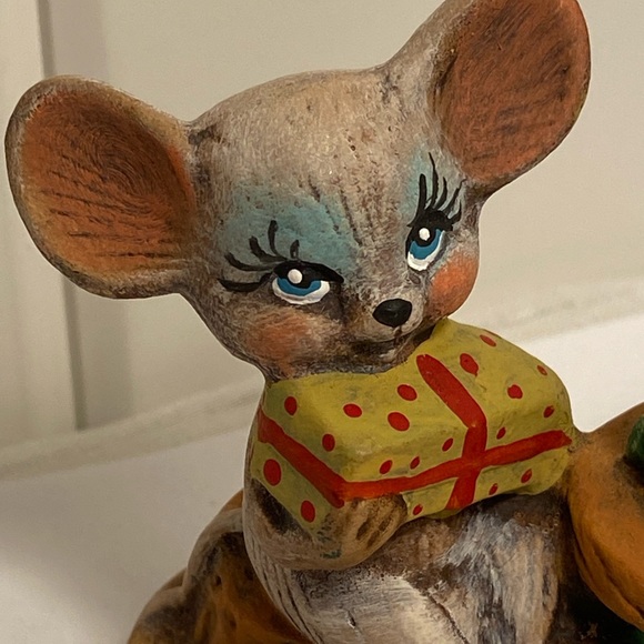 MCM Vintage Mouse  Mice Couple at Christmas Holiday Figurine hand painted - Picture 2 of 16